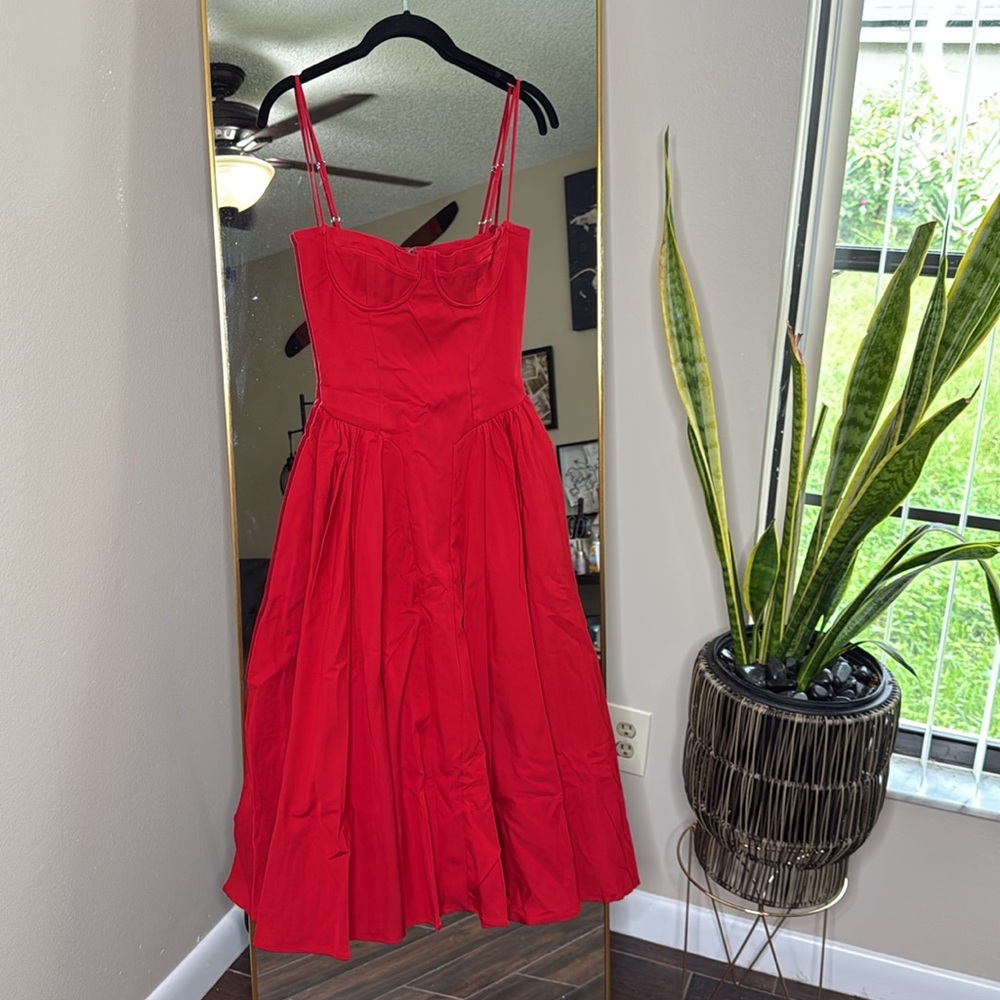 HOUSE OF CB 'Samaria' Red Gathered Midi Dress NWOT - Picture 5 of 8